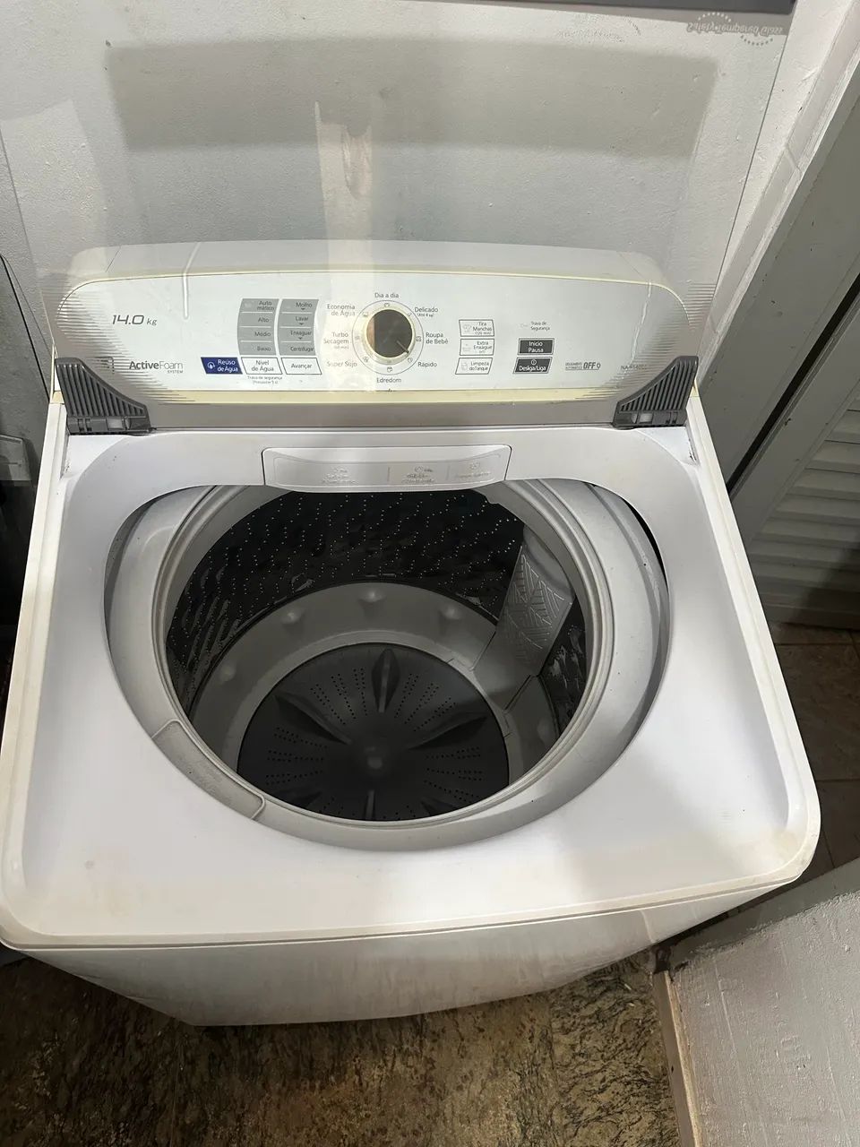 Máquina de lavar Panasonic 14kg