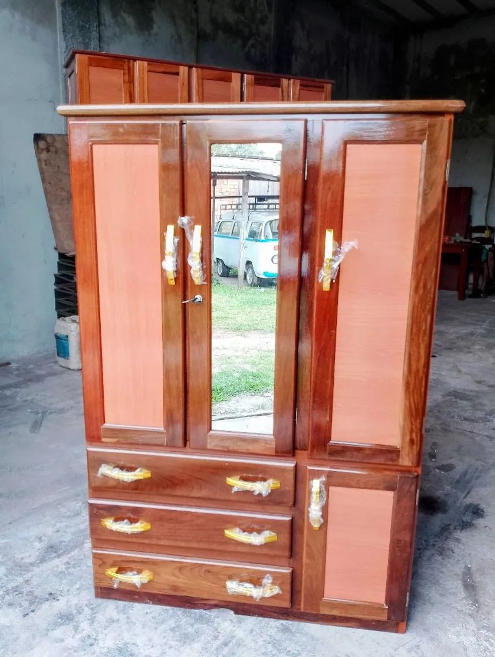 Guarda roupa novo de madeira. - Foto 3