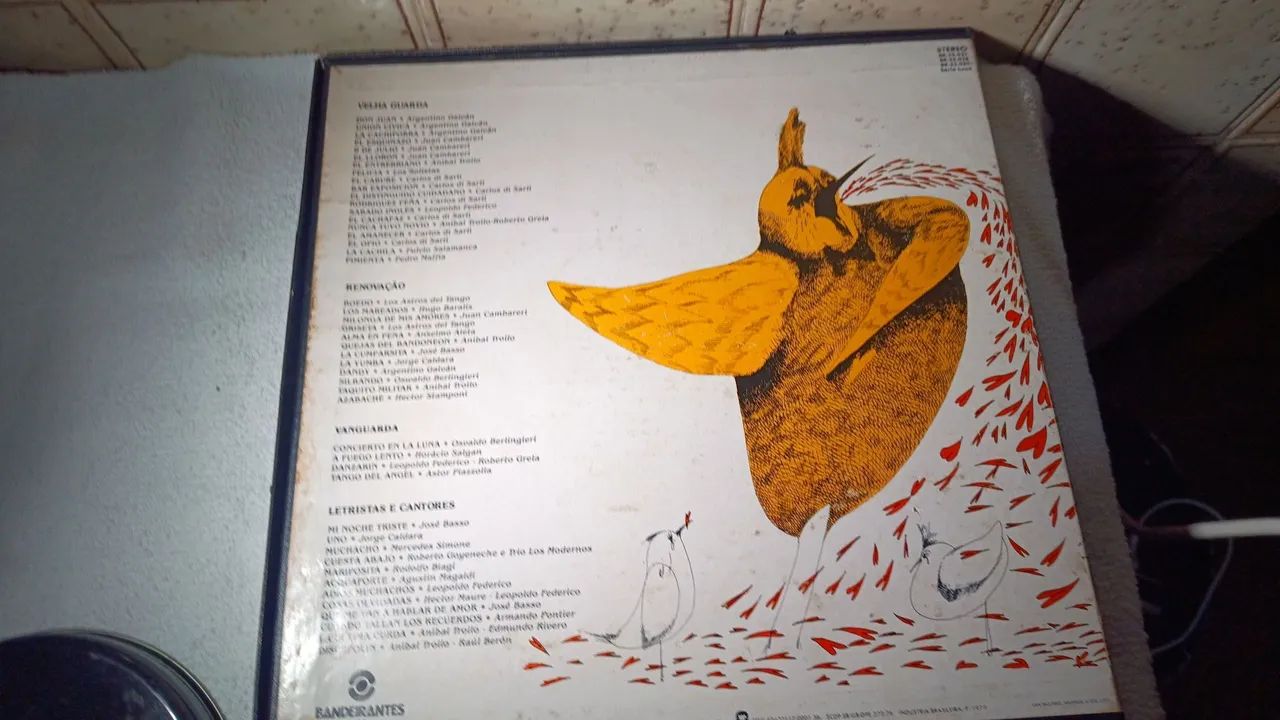 A"História do Tango" em 3 Lps,caixa boxs,gravações originais com encarte ilutrado,de 1979 - Foto 2