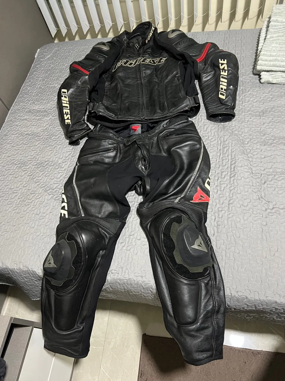 Macacão Dainese TAM 54 (M-G)