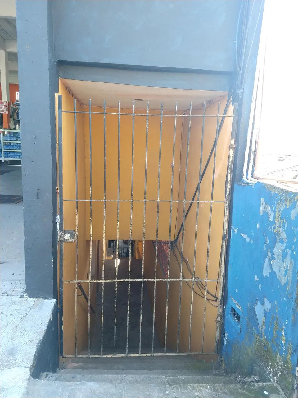 CASA DE 2 CÔMODOS PARA ALUGAR EM TABOÃO DA SERRA