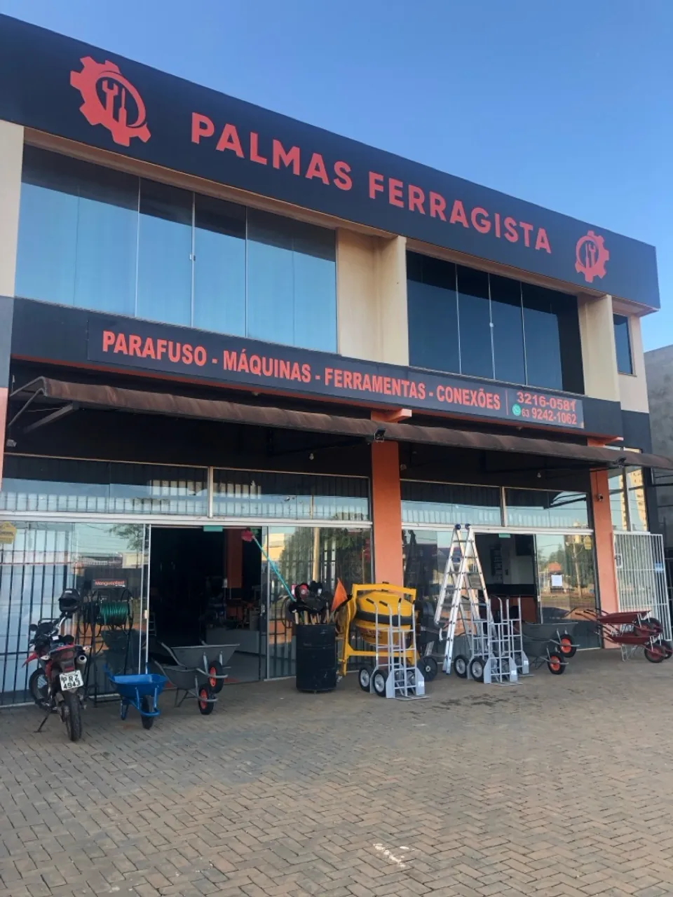 Vendo ferragista