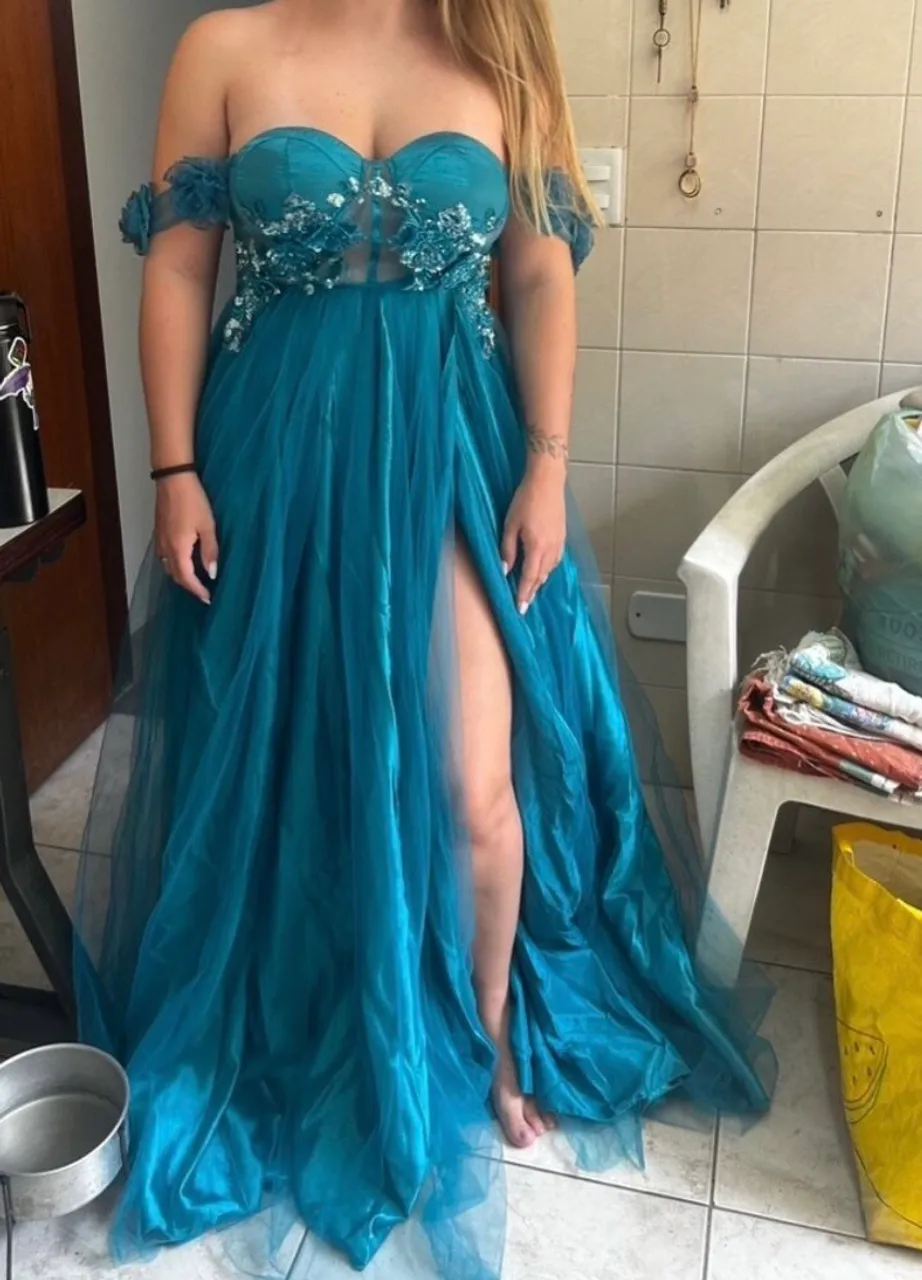 Vestido de Festa Azul Turquesa com Fenda