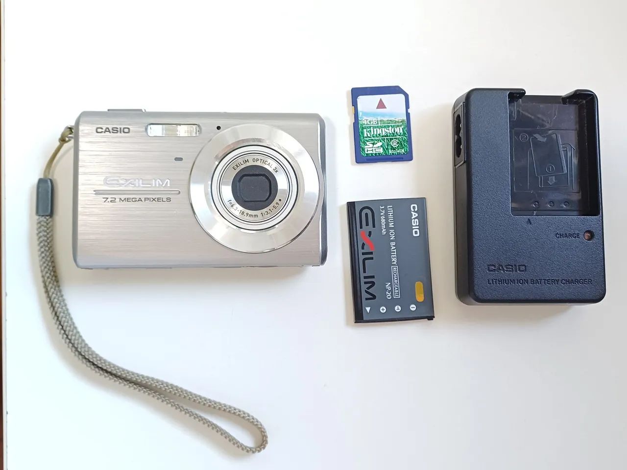 Câmera Digital Casio Exilim EX-Z75 7.2MP - Foto 3