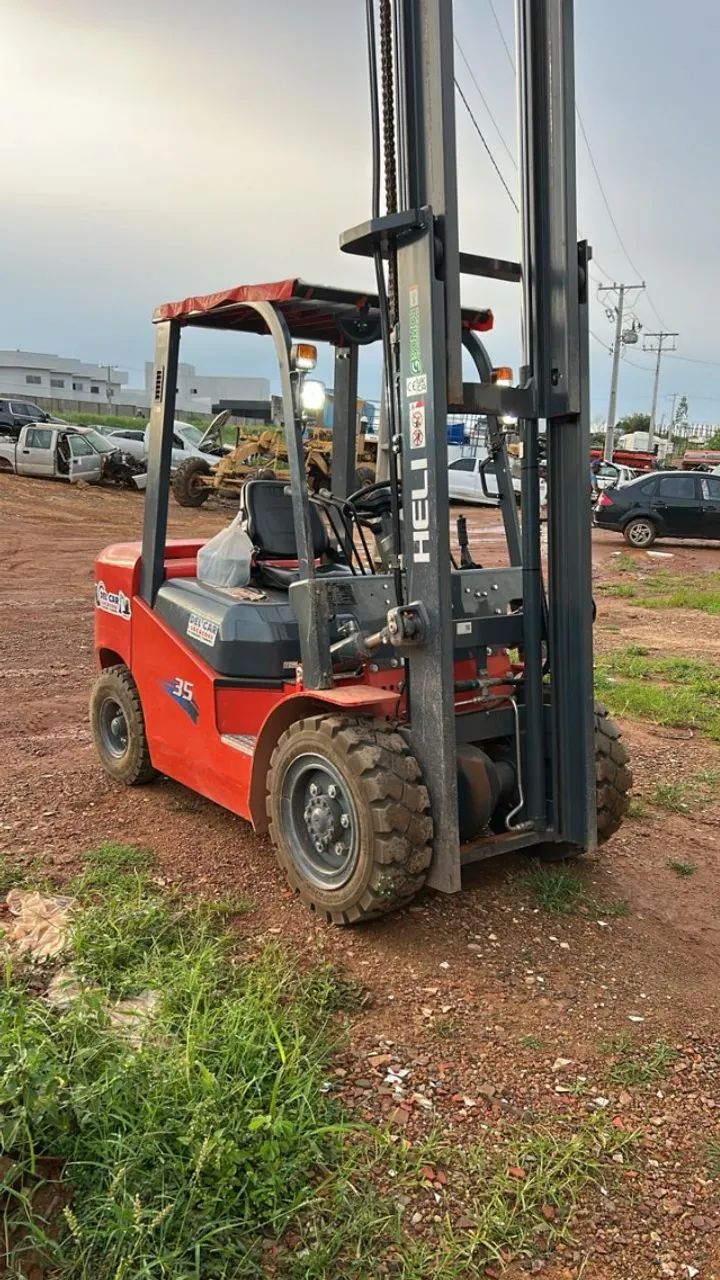 EMPILHADEIRA HELI MODELO: CPQD35 A DIESEL