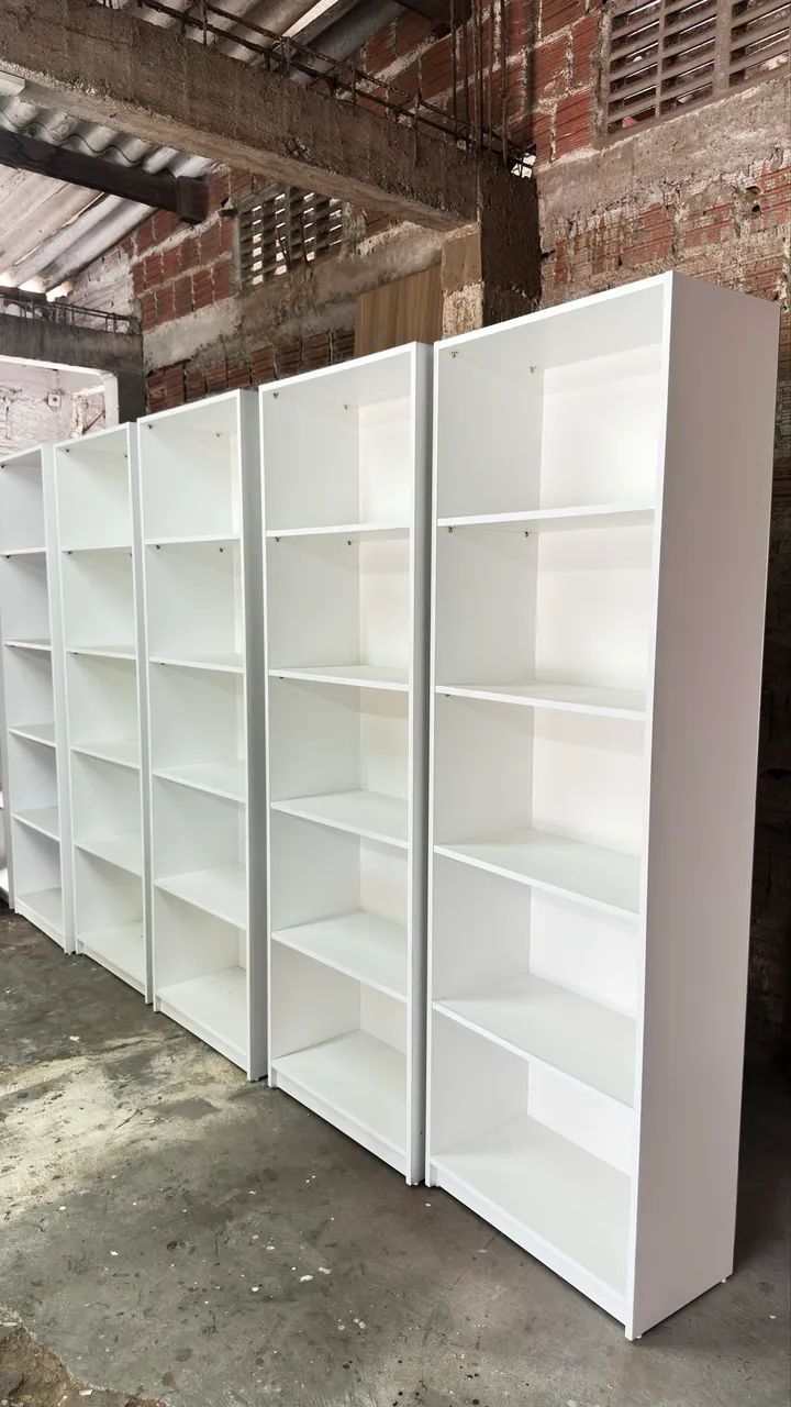 ARMÁRIO MULTIUSO BRANCO DE MDF DISPONÍVEL 