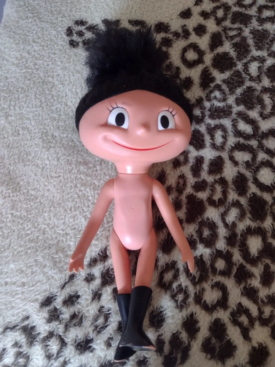 Boneca Luna de Vinil TV Pinguim - Estrela - Foto 3