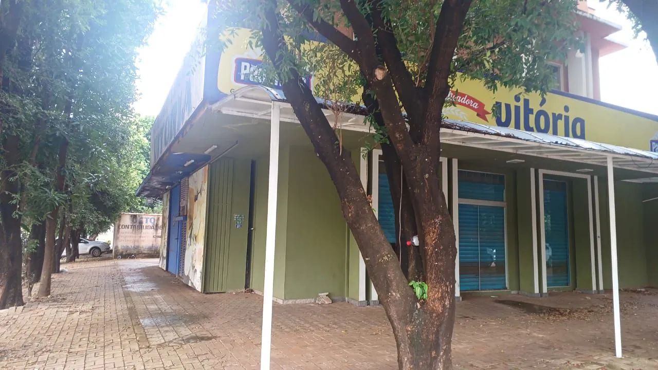 Loja Comercial localizada 206 sul .Ponto  comercial com mais de 20 anos de funcionamento.  - Foto 4