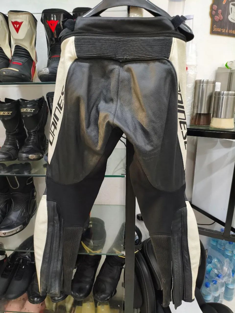 Caclca Dainese 52 mais jaqueta Dainese 54  - Foto 2