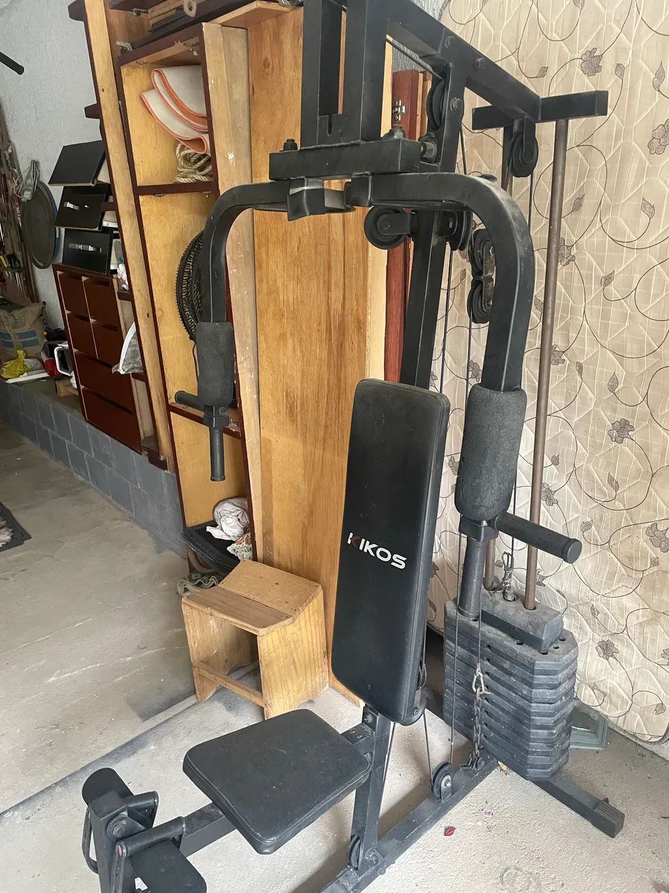 Aparelho de musculação 