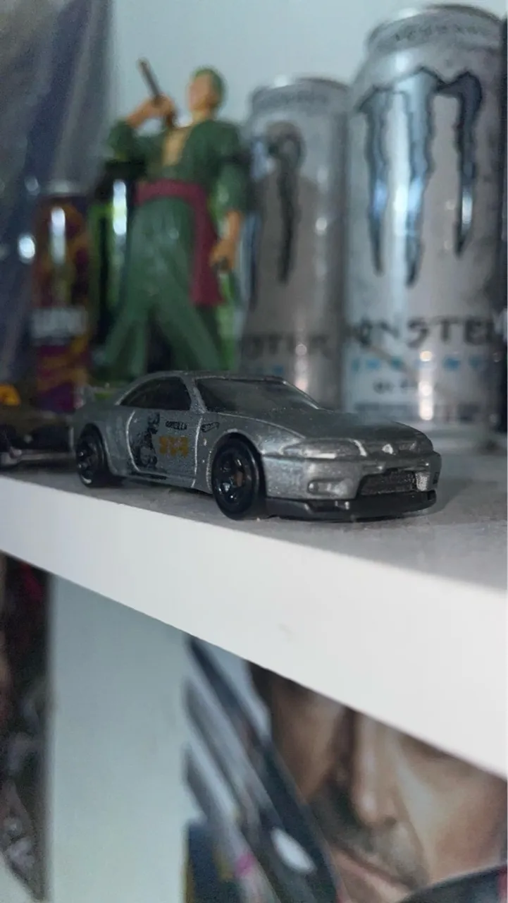 Carrinho Hot Wheels Nissan Skyline GT-R