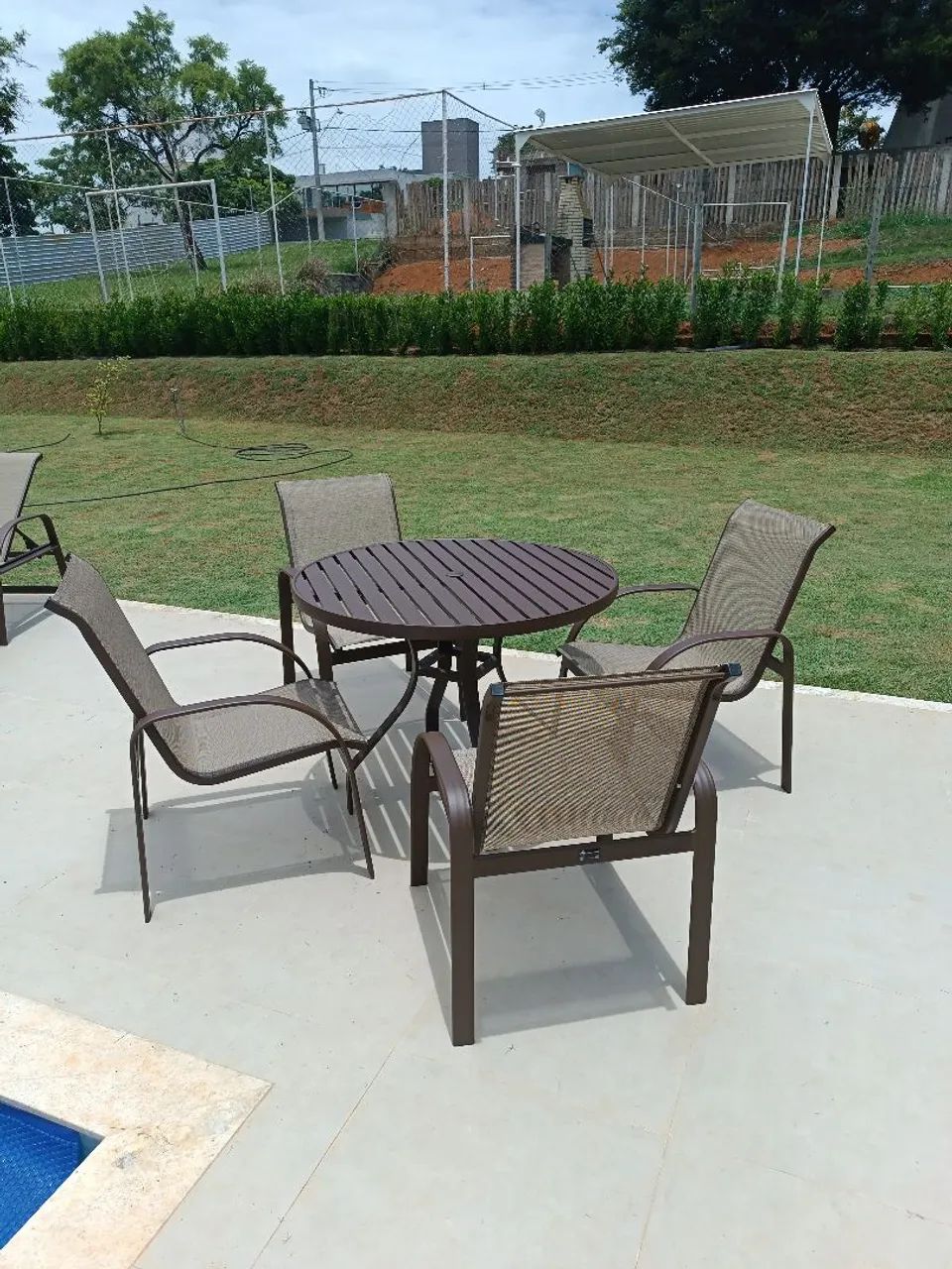 Conjunto Mesa Redonda com Cadeiras para Área Externa - Foto 4