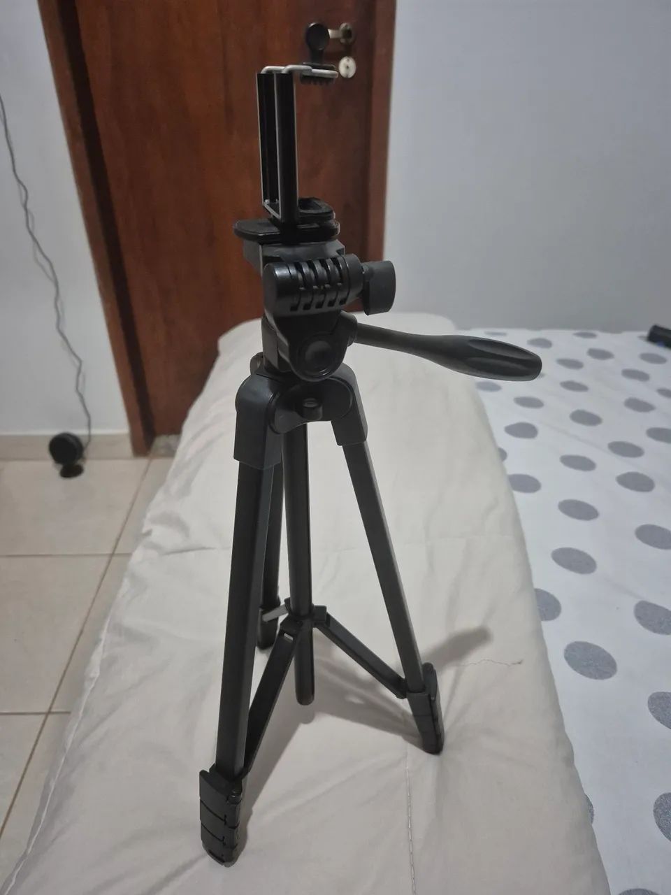 Tripé para câmera/celular - Foto 5