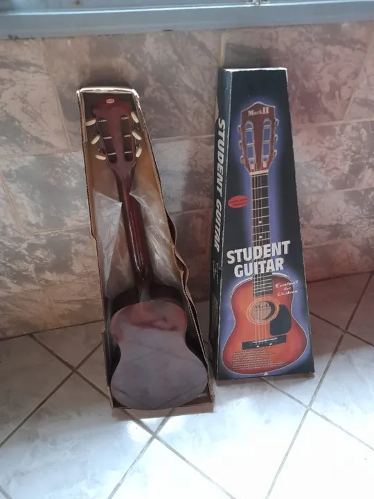 Violão infantil