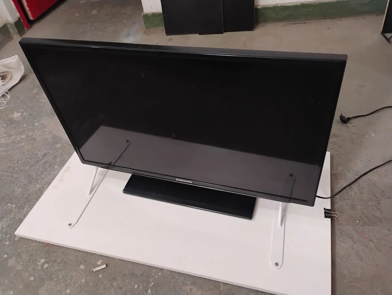 RS 400 VENDO 4 TVs 32 POLEGADAS USADAS, COM DEFEITO. - Foto 5