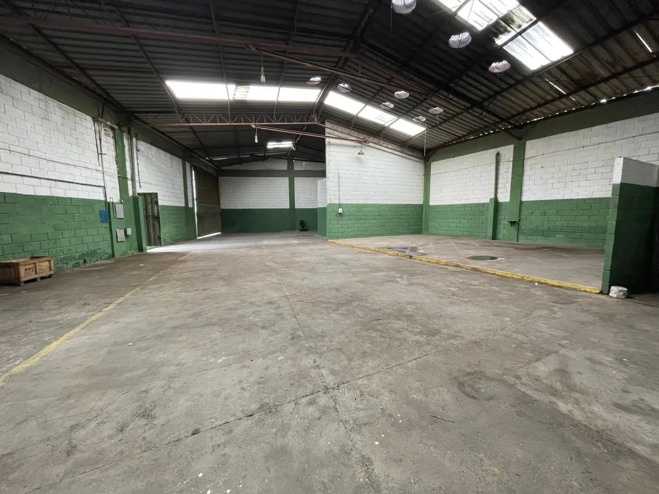 Galpão para locação, 400m² no bairro São Sebastião - Contagem