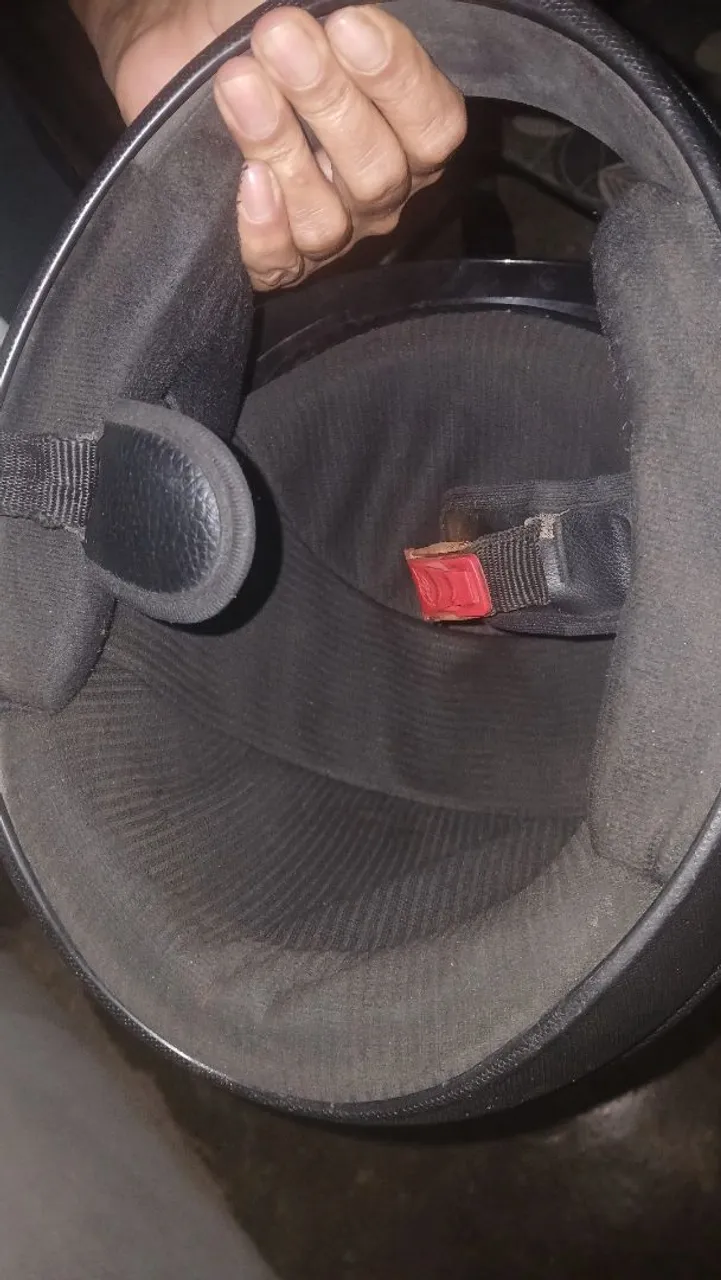 Capacete de Moto - Conforto e Segurança Garantidos!