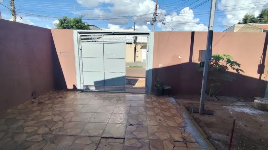 Casa Taveiropolis. 3 quartos e etc. com quintal. Enfrente ao portão da Base Áerea - Foto 2