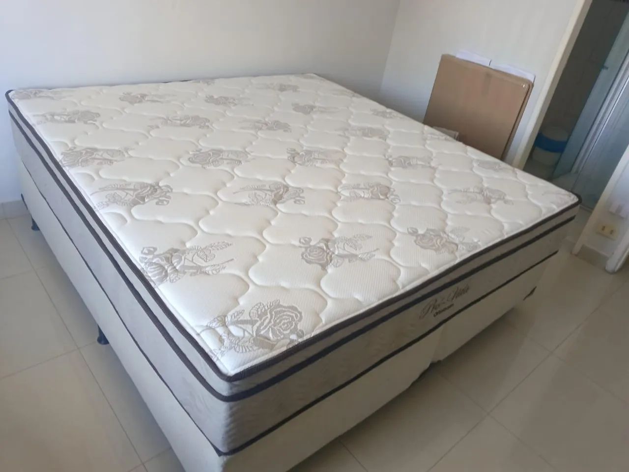 Cama super king com colchão pro Vida Ortobom 