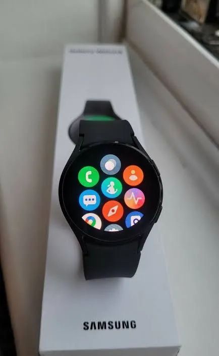 Samsung Galaxy Watch 6 44mm LTE - Foto 2