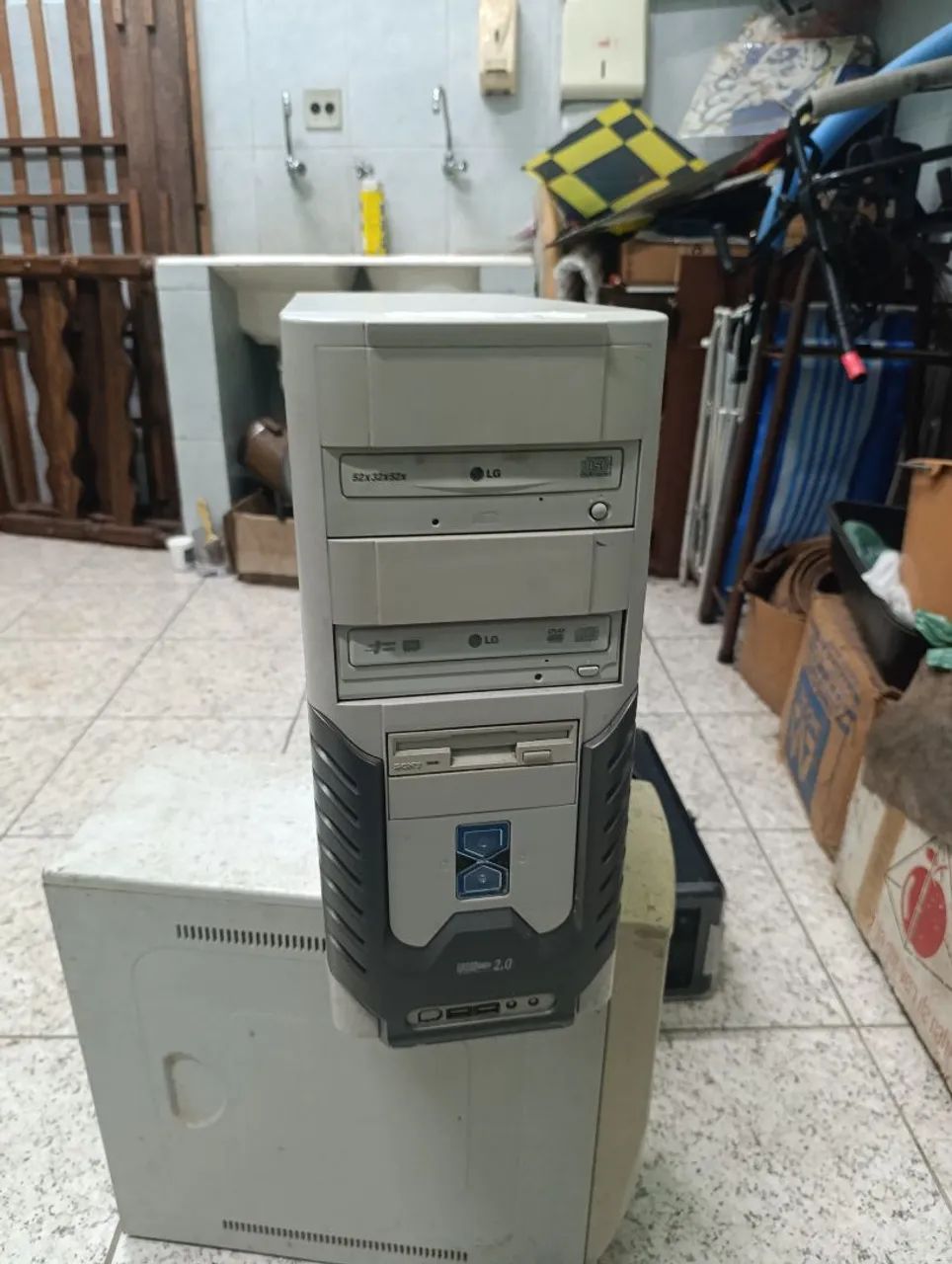 Computador dual core e 5500 2 GB de memória HD de 80 gb