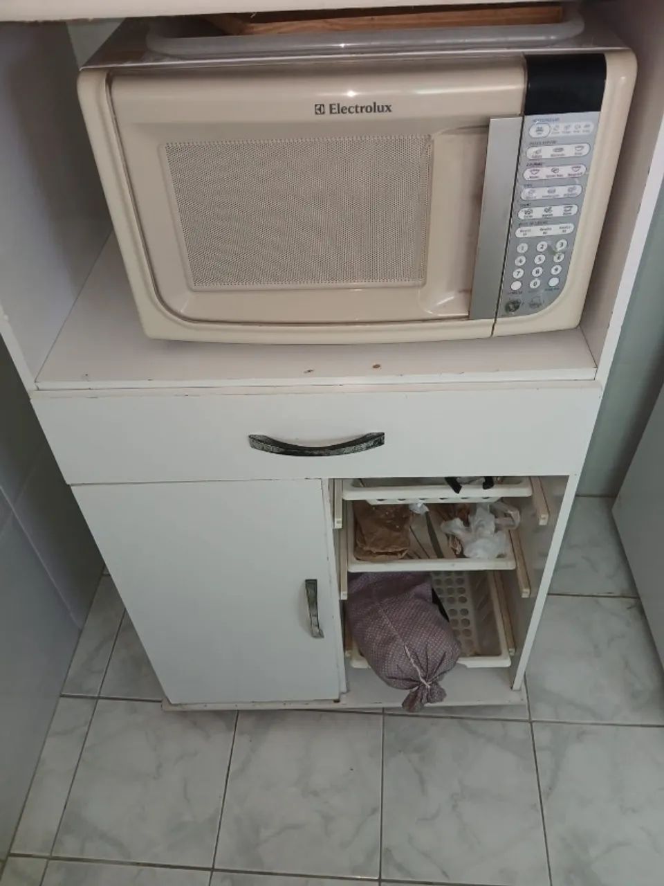 Microondas Eletrolux com Bancada - Vale muito a pena - Foto 5