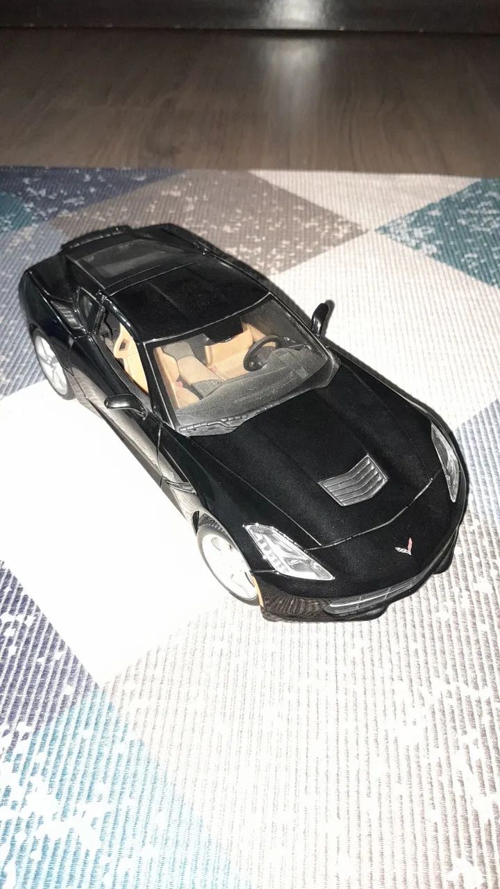Miniaturas 1/18 Maisto - Modelo de Carro em Escala - Foto 5