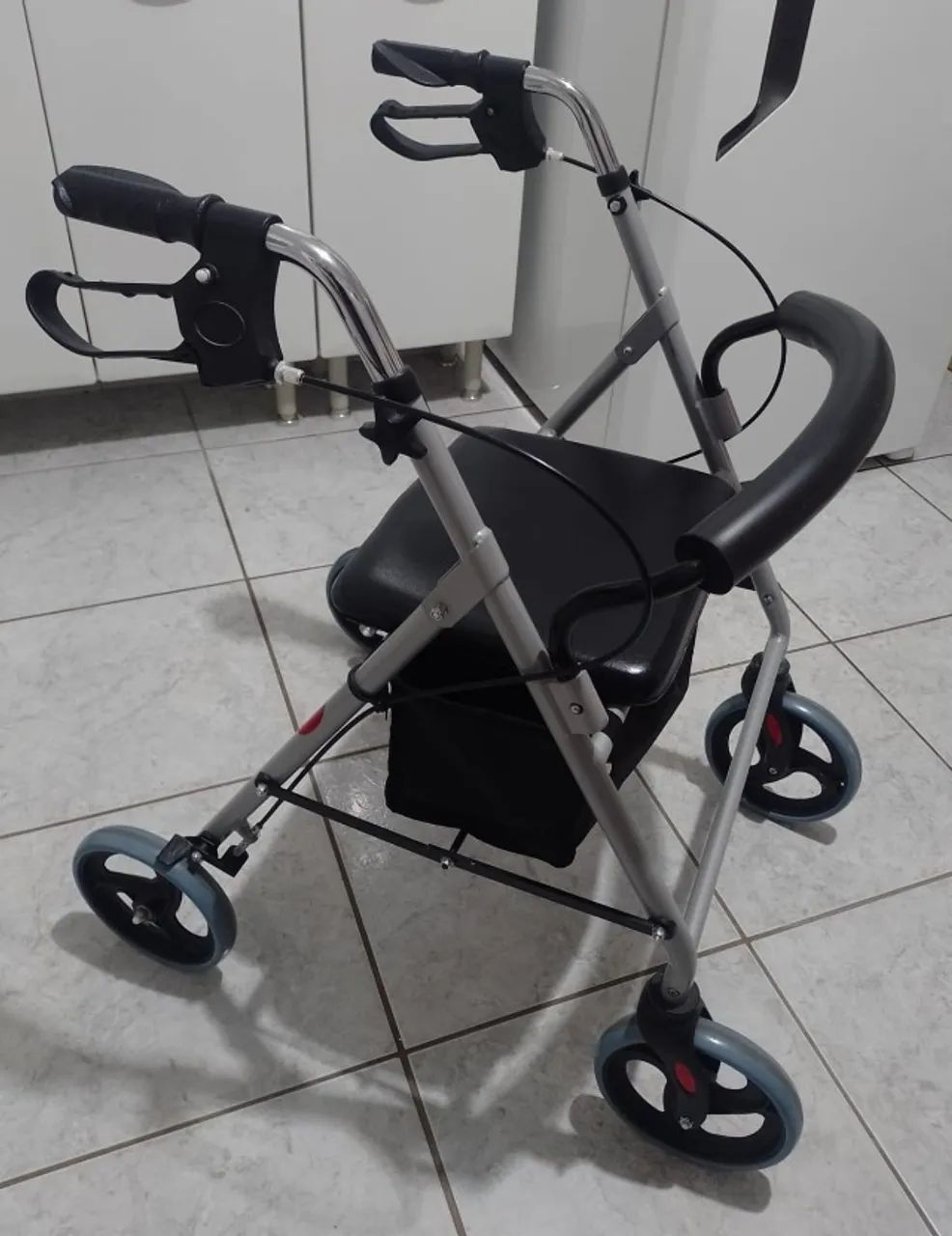 andador para adulto - Foto 3