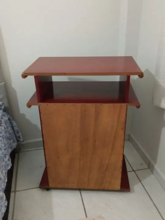 Mini Rack com porta de Vidro com rodinhas - Foto 4