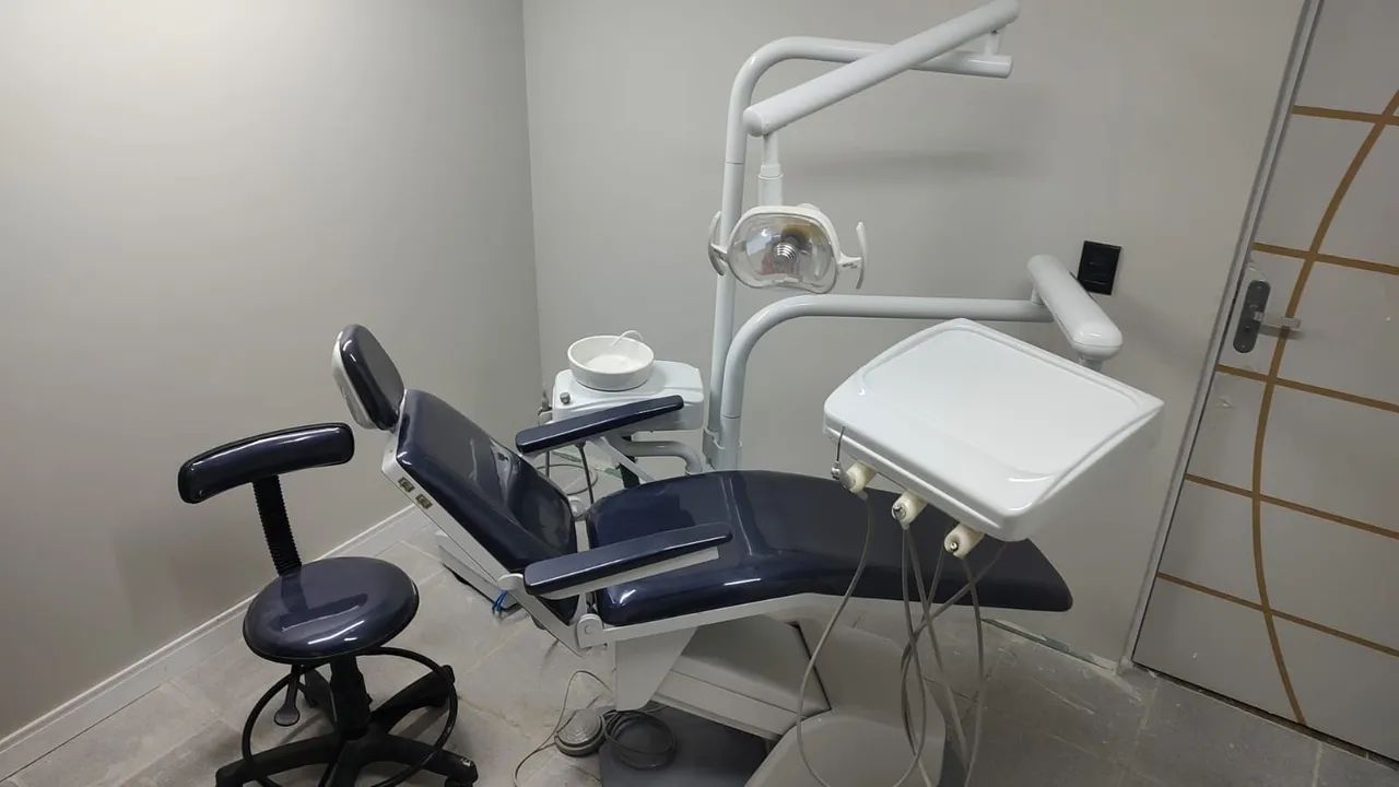 VENDO 3 CADEIRAS ODONTOLÓGICA 
