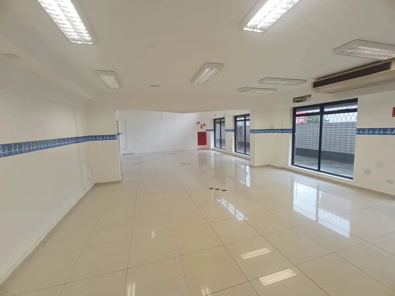 Loja, Boqueirão, Santos - R$ 3.5 mi, Cod: 4835 PCM
