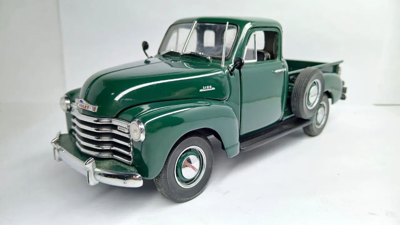 Miniatura Chevrolet Pickup 1953 1/24 - Hobbies e coleções - Vila