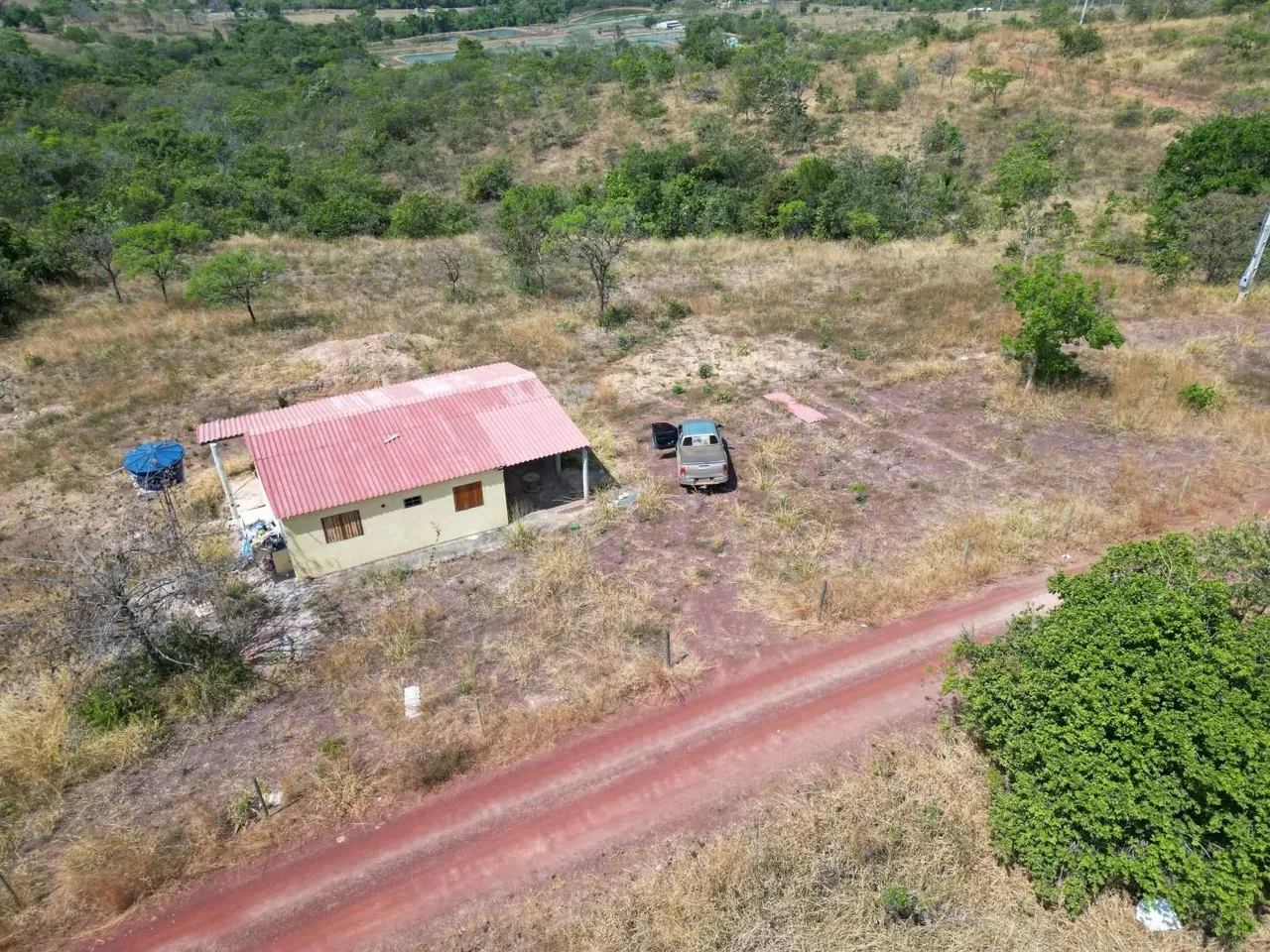 Chácara à Venda, entorno de Brasilia, 20.000m2, Casa 2 Quartos(1S)
