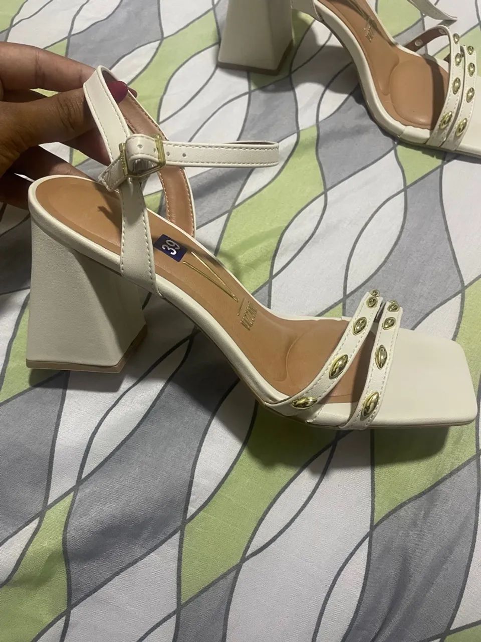 Sandália Feminina Salto Bloco Off White Vizzano