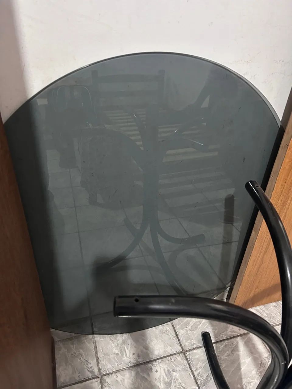 Mesa de centro com tampo de vidro 95cm  - Foto 5