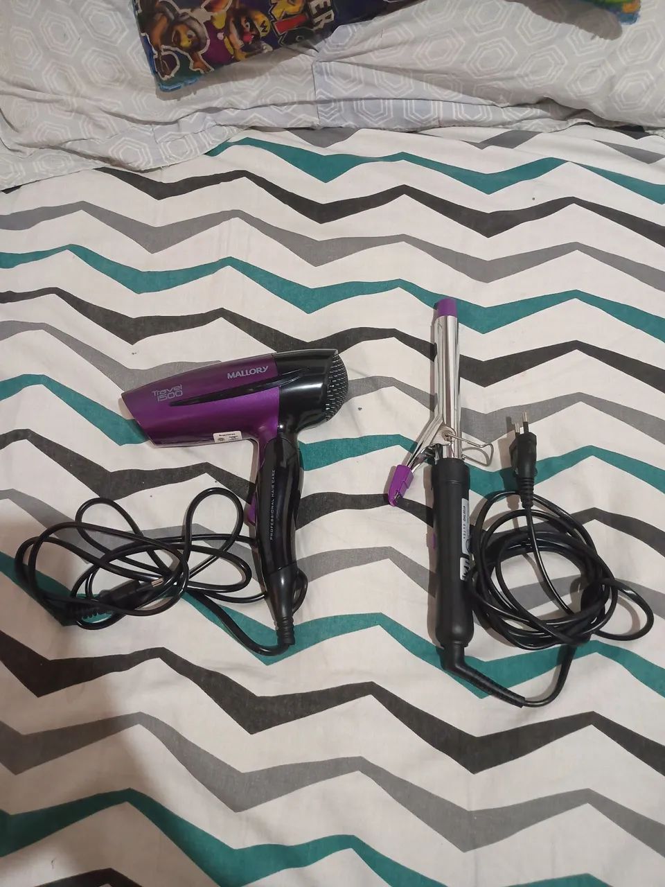 Secador e modelador de cabelo Mallory