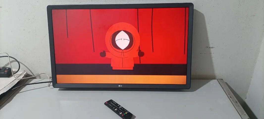 TV SMART LG DE 32" POLEGADAS, EM BOM ESTADO - Foto 5