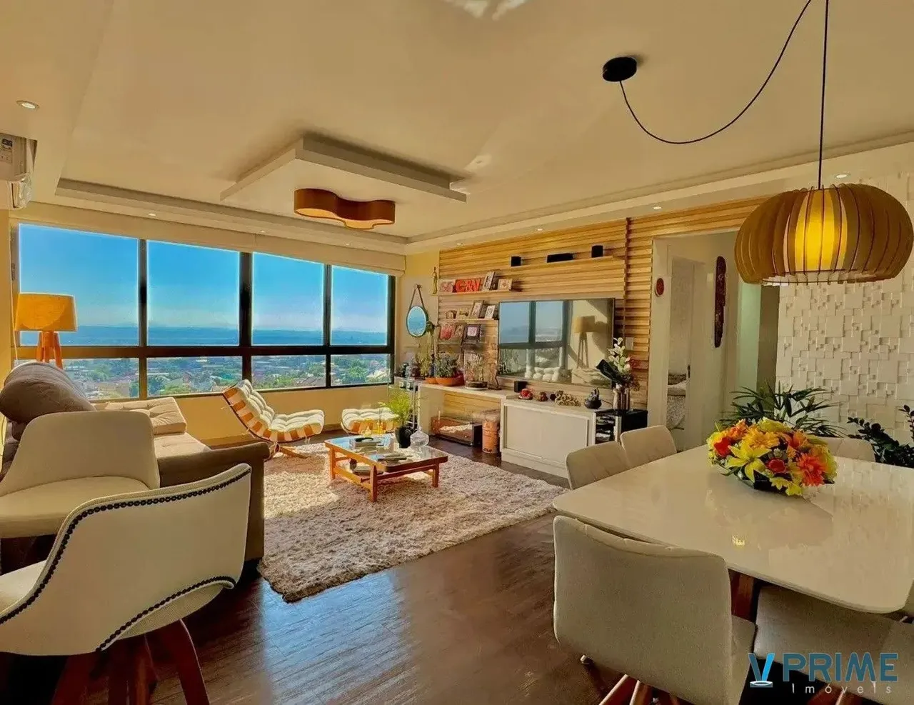 Apartamento mobiliado à venda no Cristo Redentor