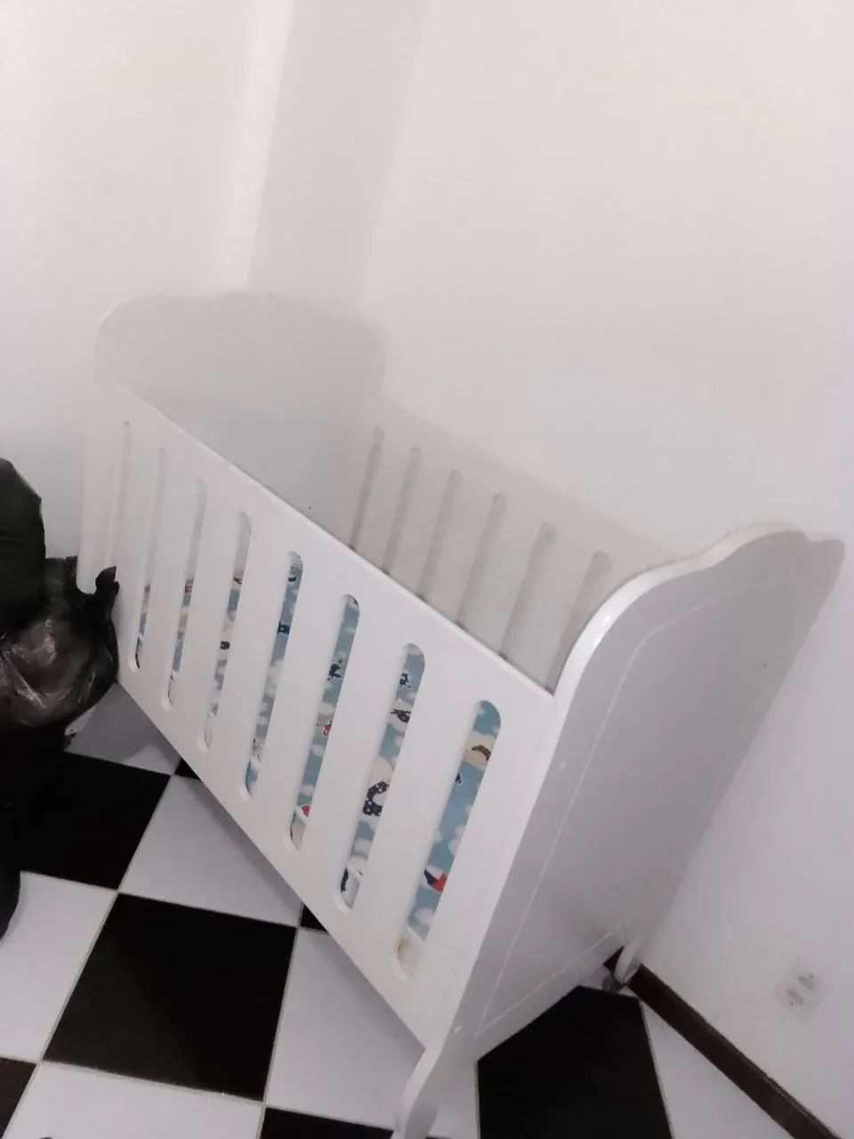 Berço Branco de Madeira - Novo