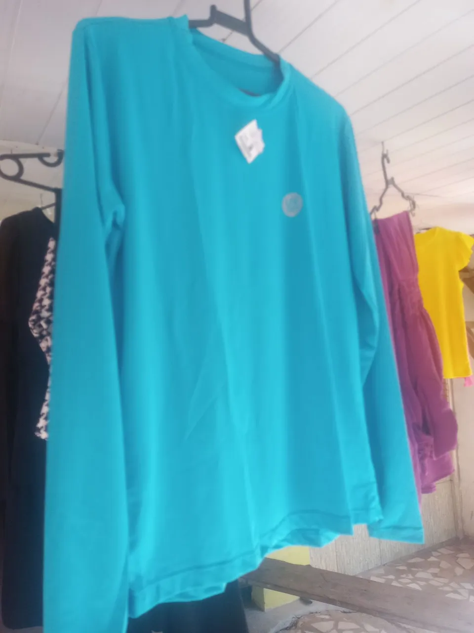 Camiseta Azul Manga Longa