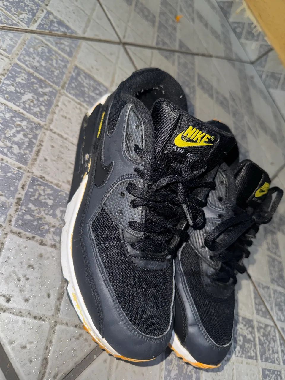 Nike Air Max 90 Amarela  - Foto 4