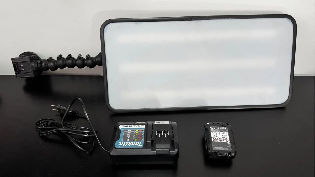 Luminária sem fio Martelinho + 2 baterias