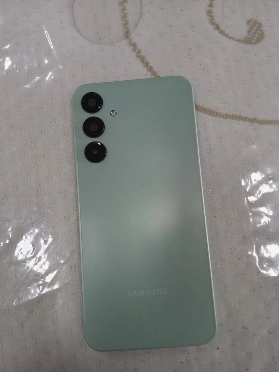 Samsung A16 5g 128gb. Ótimo , perfeito pra uso. 