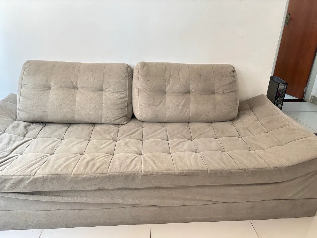 Sofá muito confortável 65568123106563120