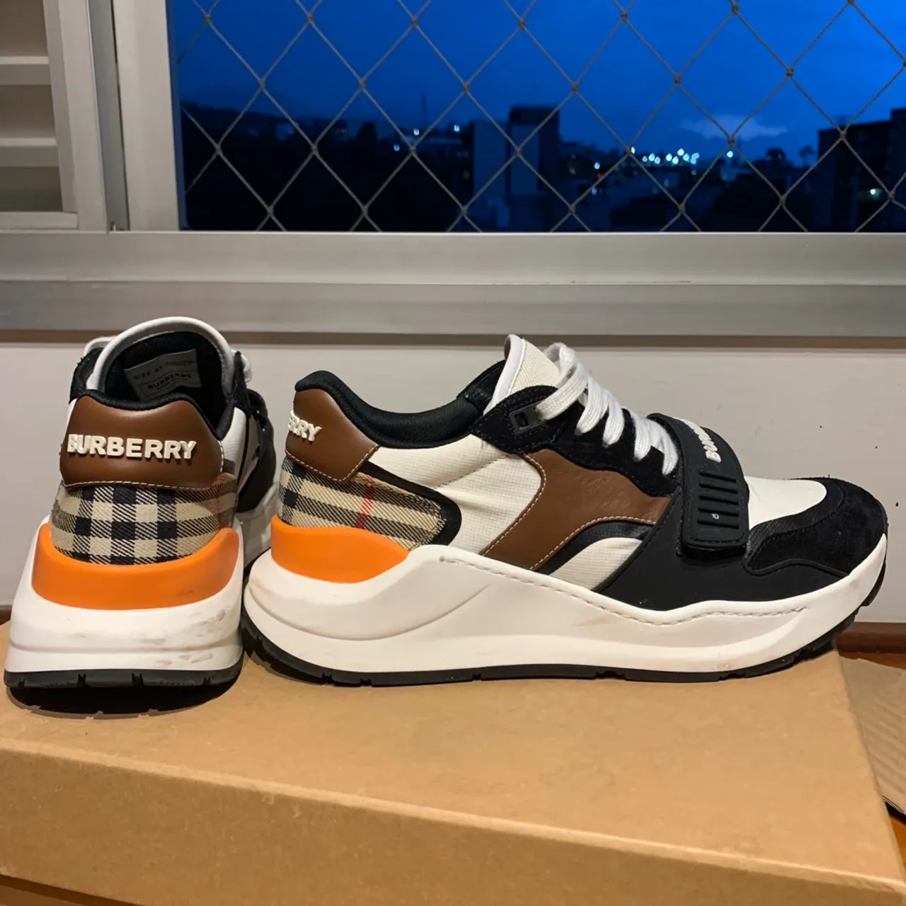 Tênis Burberry Ramsey