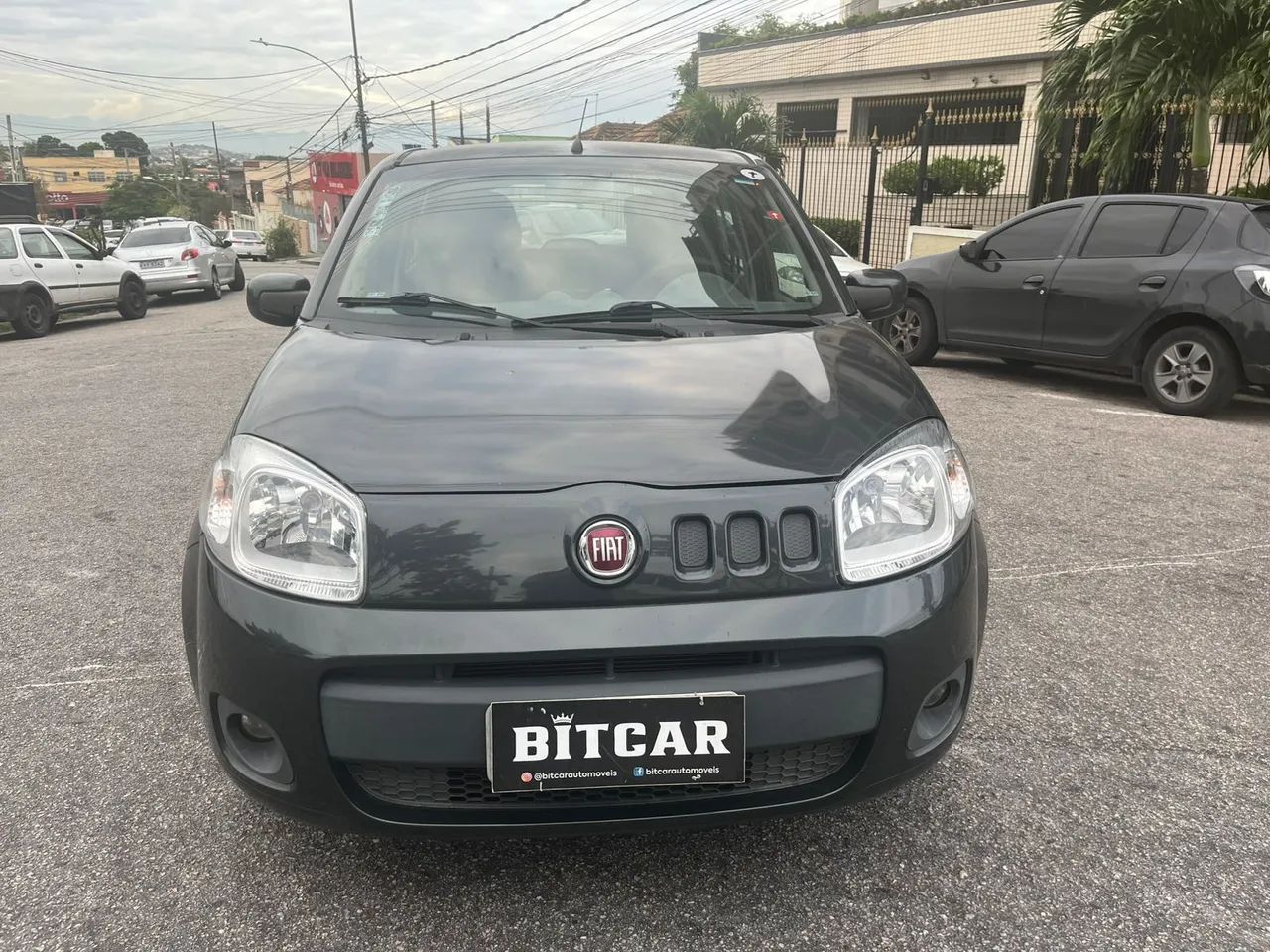 Uno Vivace 1.0 ano 2014 único dono uma verdadeira raridade carro possue manual chave 