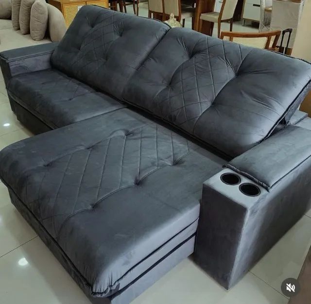 Sofá Retrátil  com Porta Copo embutido 