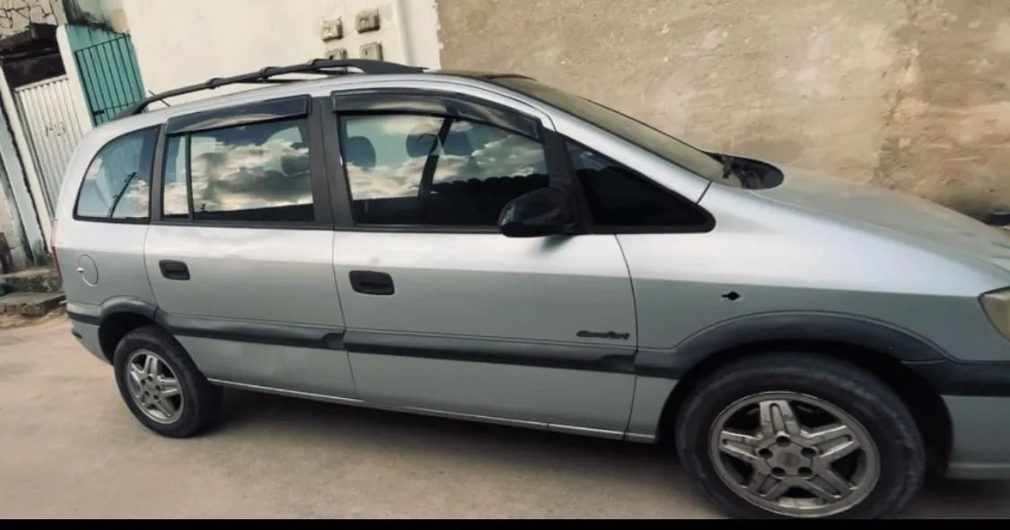 Chevrolet Zafira Zafira Comfort 2.0 MPFI FlexPower 8V 5p 2007