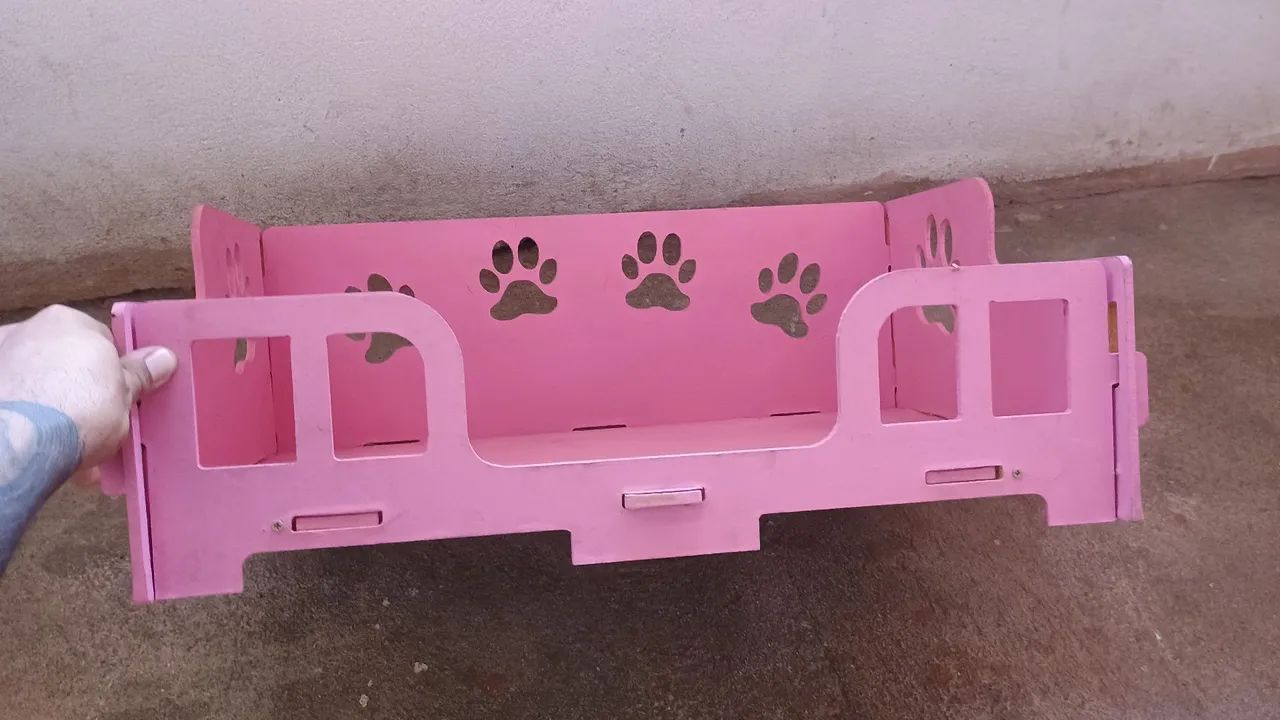 Cama cachorro madeira rosa