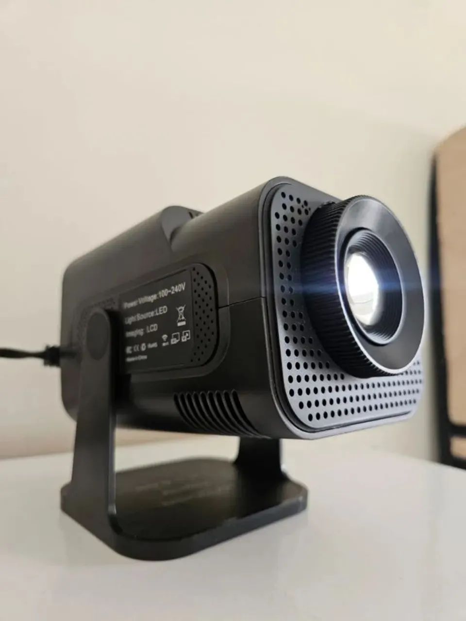 Mini projetor hy320 